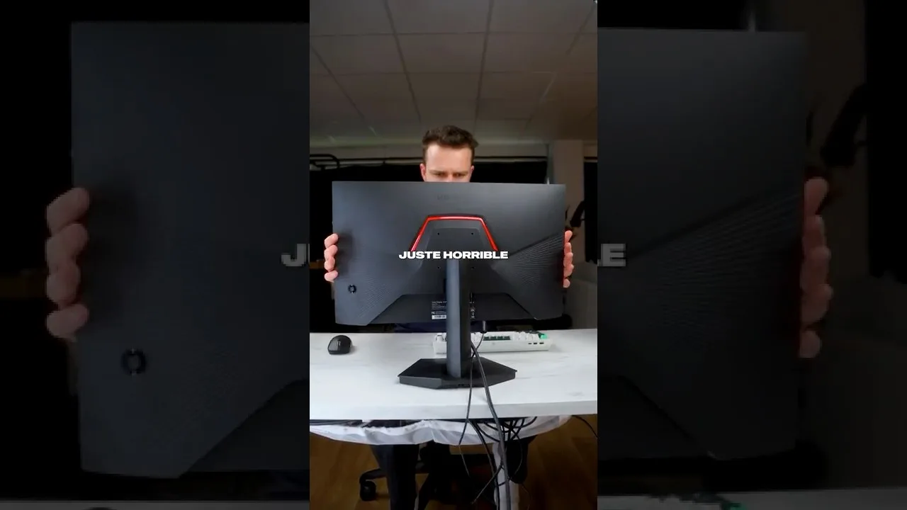 sony dévoile son premier écran gaming playstation 5 avec chargeur pour manettes